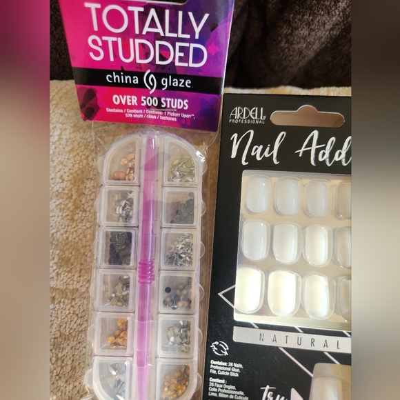 Aoral Nail Addict Press-On Nails and Stamping Kit Bundle - Picture 5 of 8